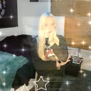 Meet your Posher, Kennadi